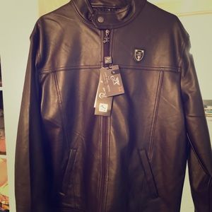 A Collezioni Men’s XL leather jacket